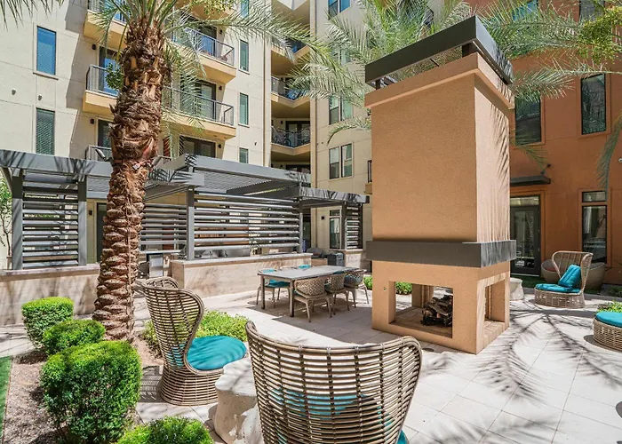 Boulevard Modern Roosevelt Row 1br Pool Gym 2 Apartment Phoenix