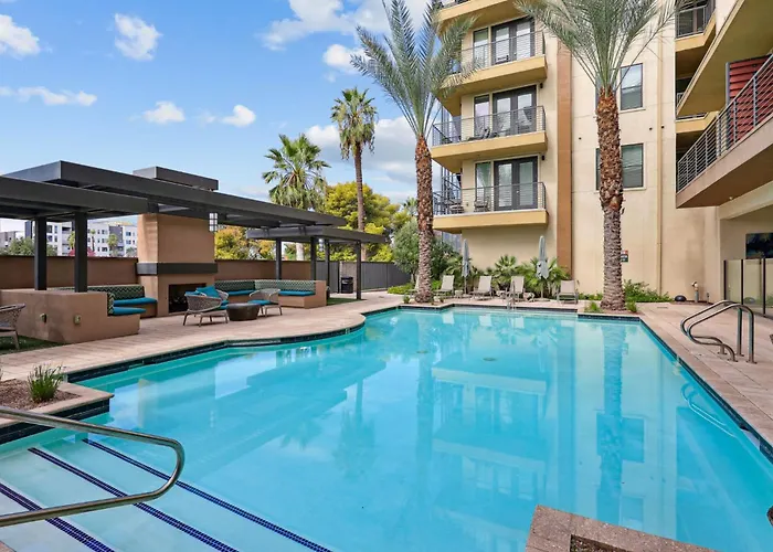 Apartment Boulevard Modern Roosevelt Row 1br Pool Gym 2 Phoenix